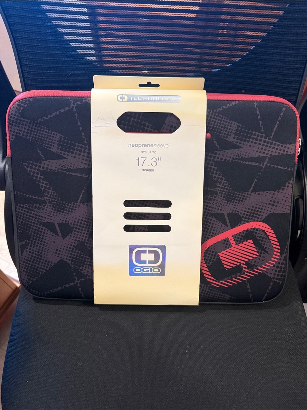 OGIO Neoprene 17.3" Laptop Sleeve (Black/Red) with gripstrip™ technology